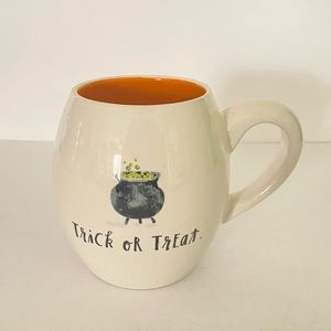 New Rae Dunn Halloween Trick or Treat Mug Orange